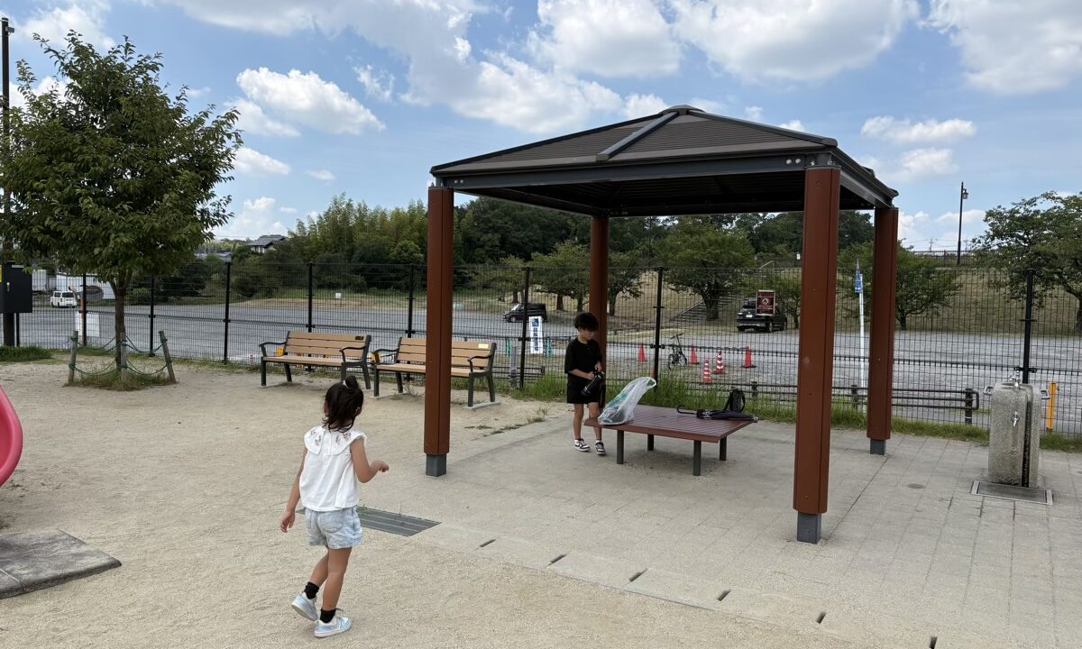 城山公園のベンチ