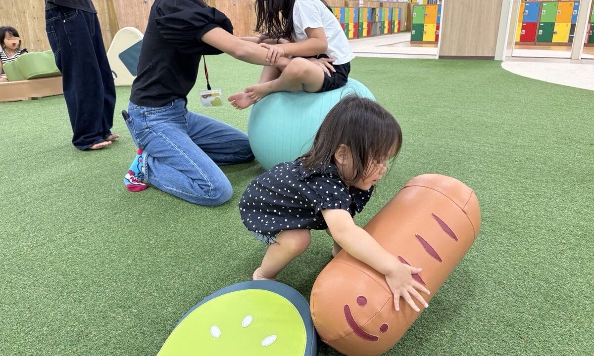 のびっこピクニック春日井の柔らかい遊具